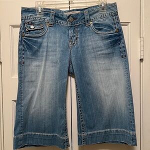 MEK Denim "Nice" Gaucho Style Bermuda Shorts Size 28 EUC
